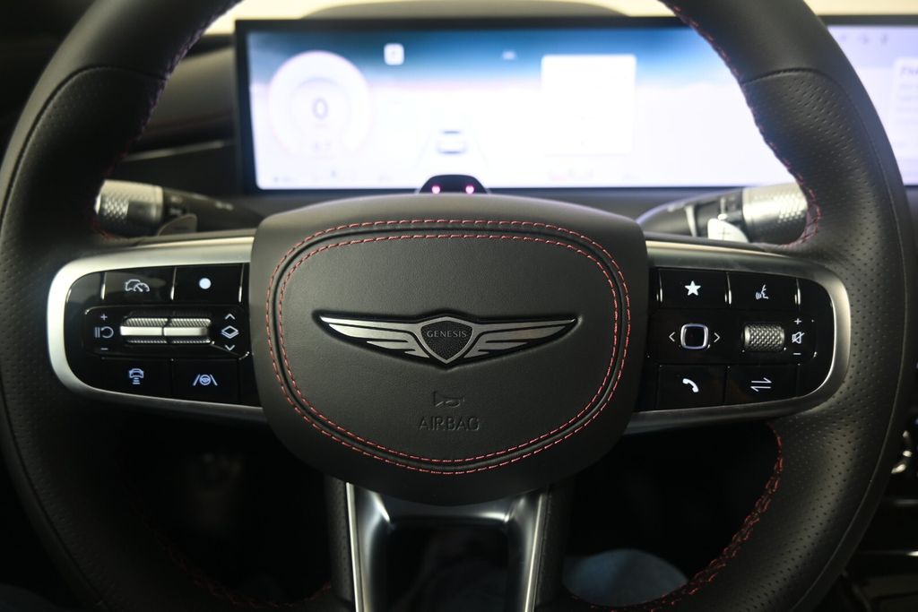 Thumbnail: 2025 Genesis G80 - 16