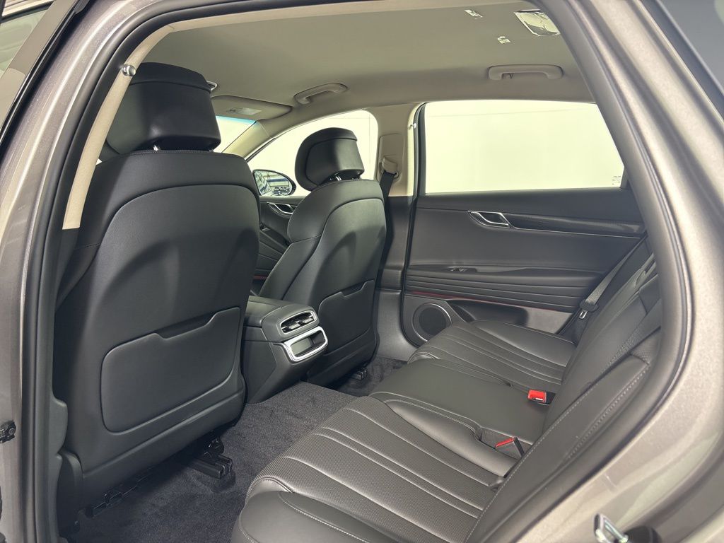 Thumbnail: 2026 Genesis G80 - 17