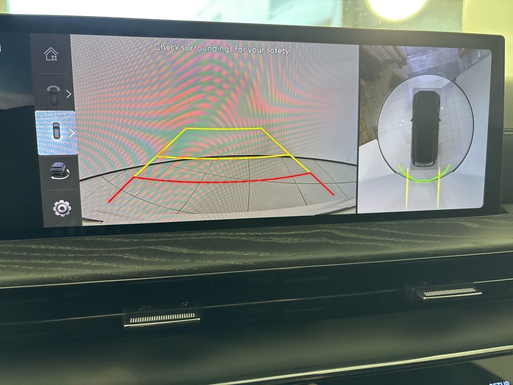 Thumbnail: 2026 Genesis GV80 - 27