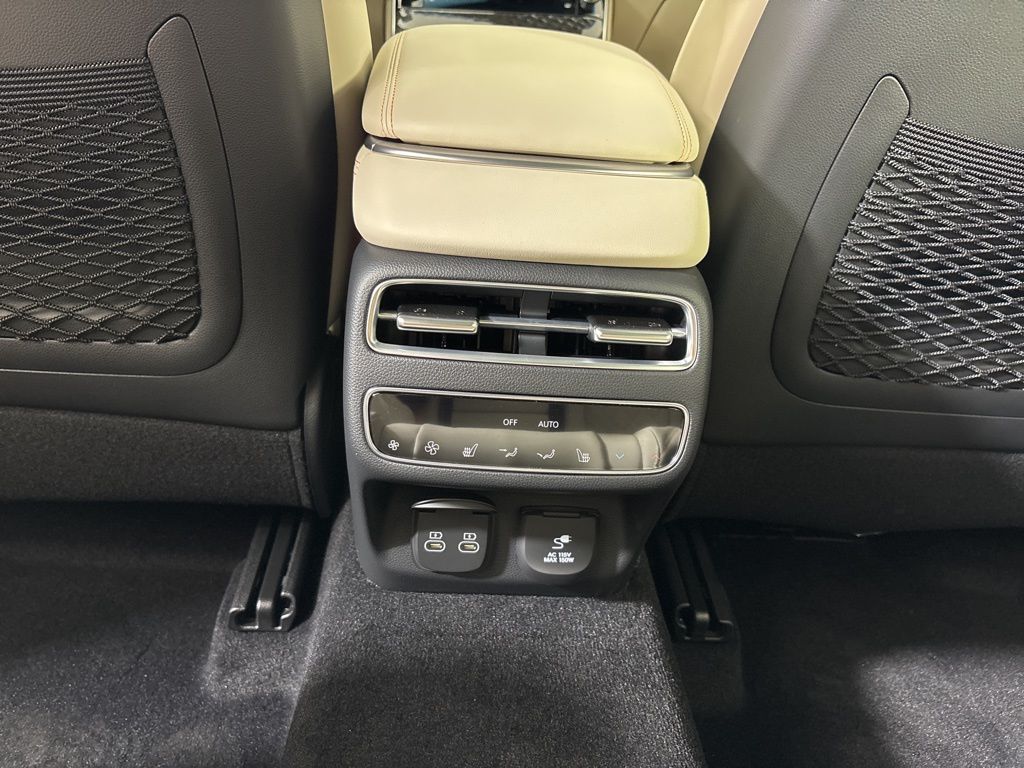2026 GENESIS GV70 Sport Prestige - Photo 23