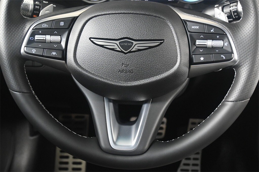 Thumbnail: 2025 Genesis G70 - 15