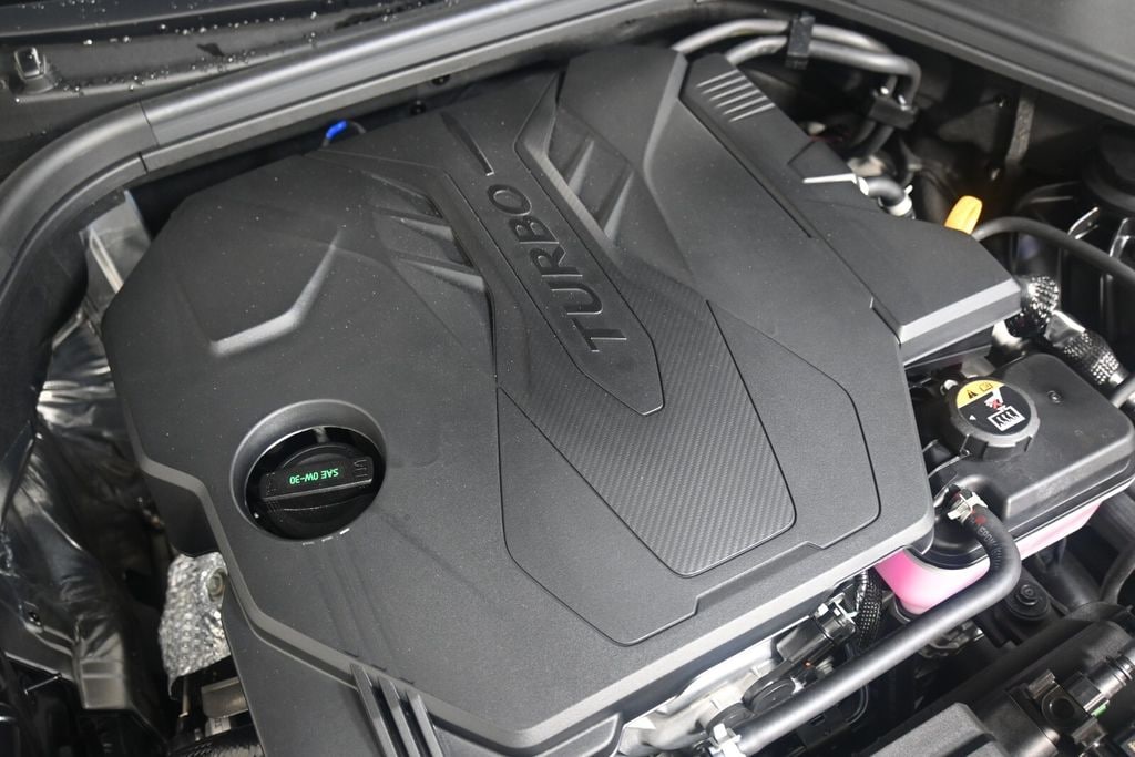 Thumbnail: 2025 Genesis G80 - 10