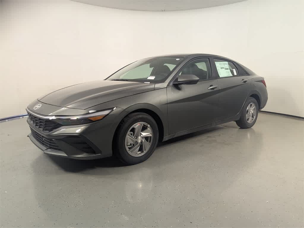 Thumbnail: 2025 Hyundai Elantra - 3