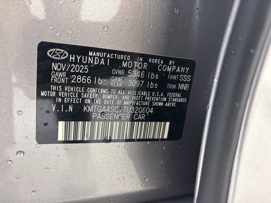 Thumbnail: 2026 Genesis G80 - 10