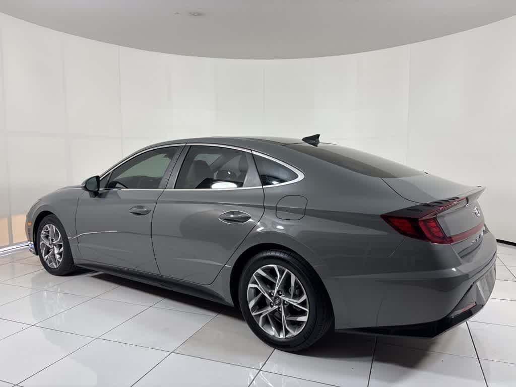 Used 2023 Hyundai Sonata SEL Sedan