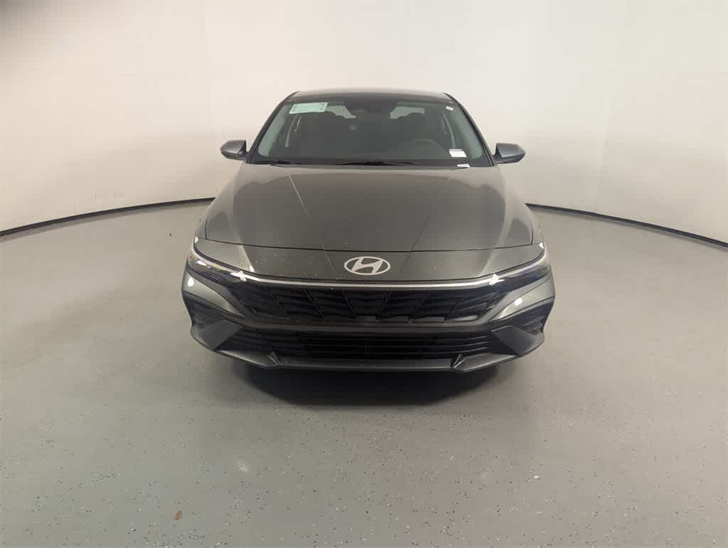 Thumbnail: 2025 Hyundai Elantra - 2