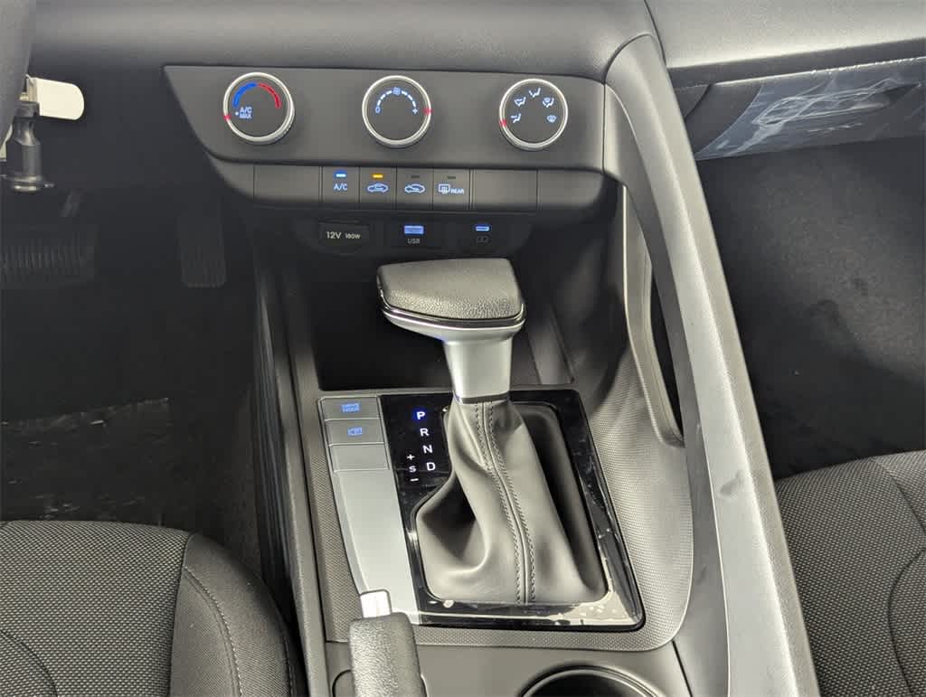 Thumbnail: 2025 Hyundai Elantra - 21