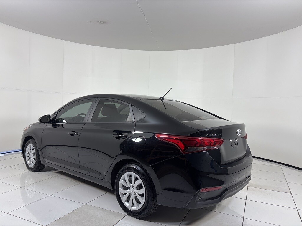 Used 2022 Hyundai Accent SE Sedan