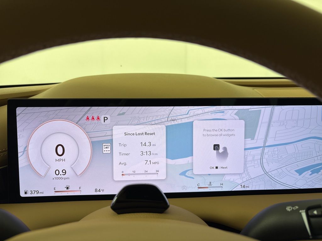 Thumbnail: 2026 Genesis G80 - 25