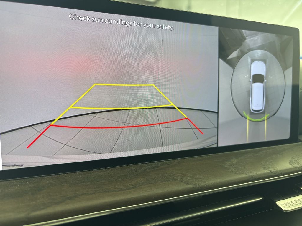 Thumbnail: 2026 Genesis GV80 - 29