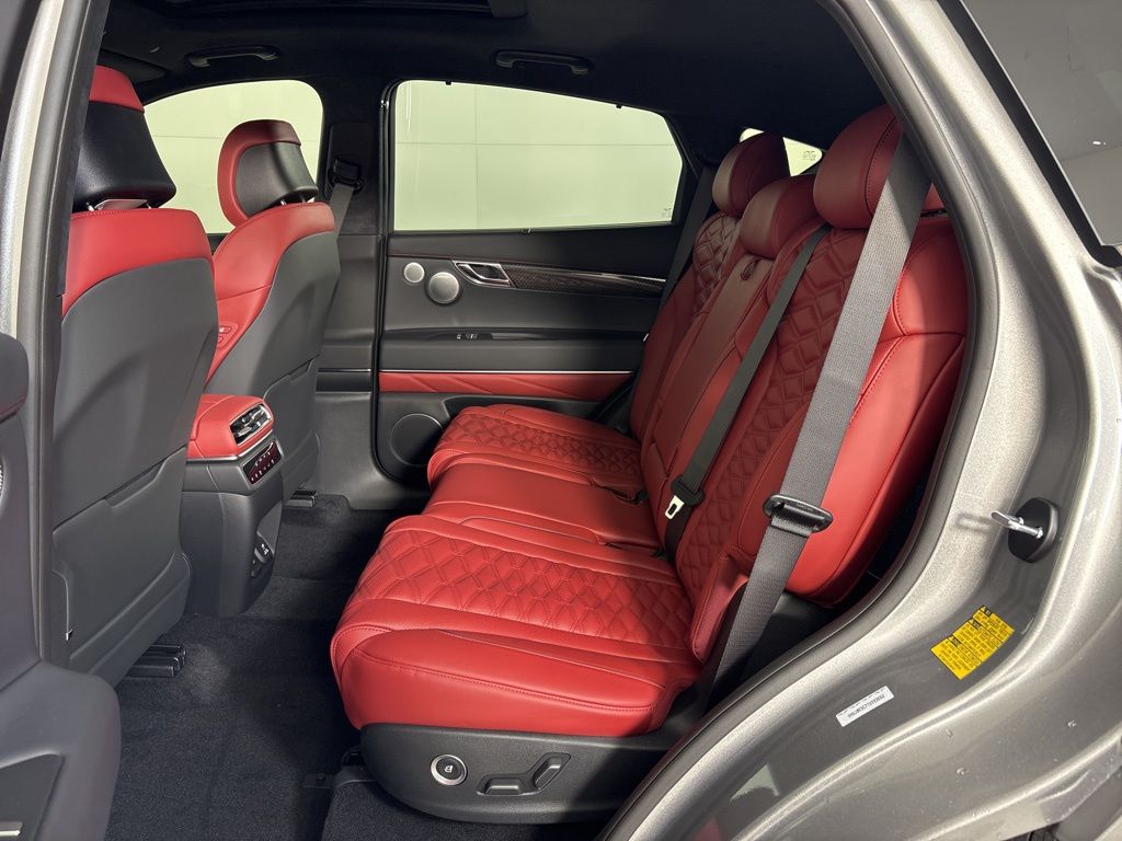 Thumbnail: 2026 Genesis GV80 - 18