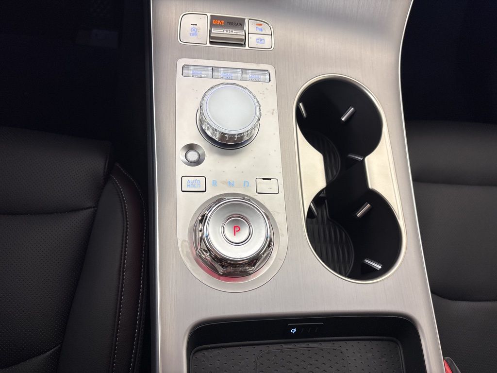 Thumbnail: 2026 Genesis GV70 - 30