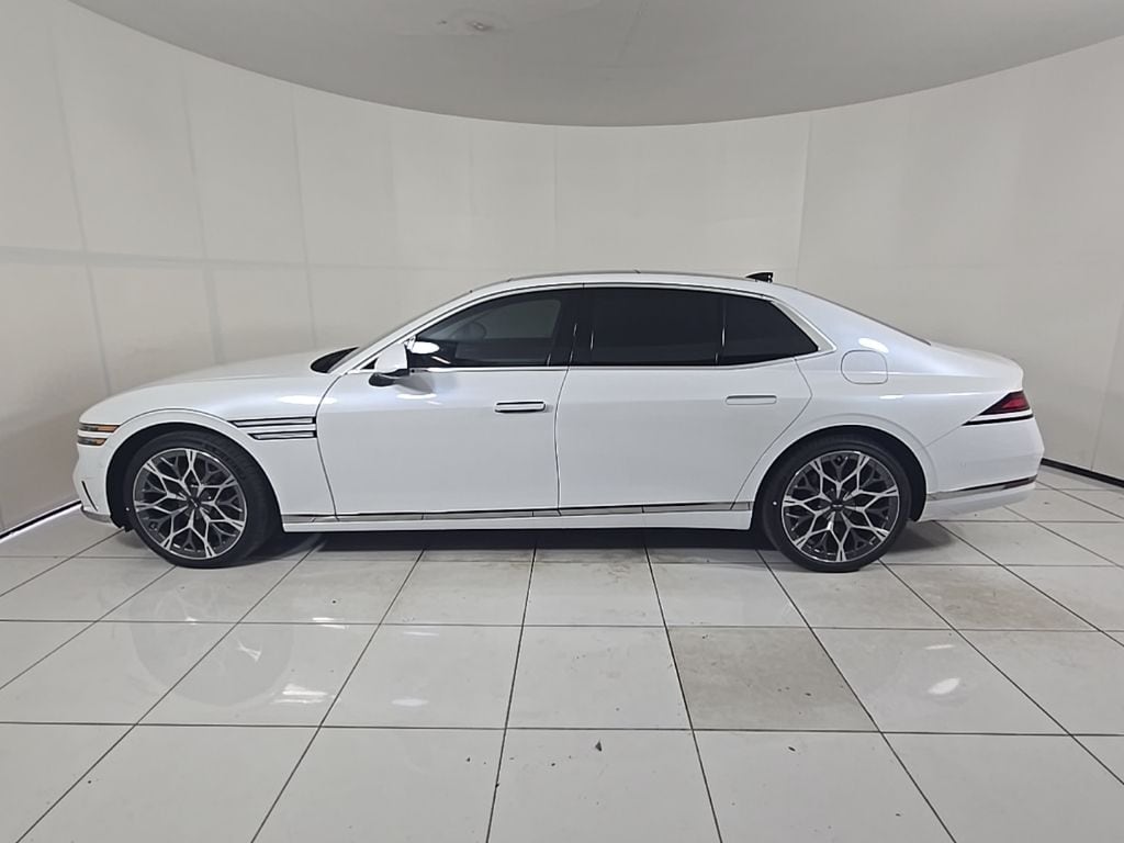 Thumbnail: 2026 Genesis G90 - 8