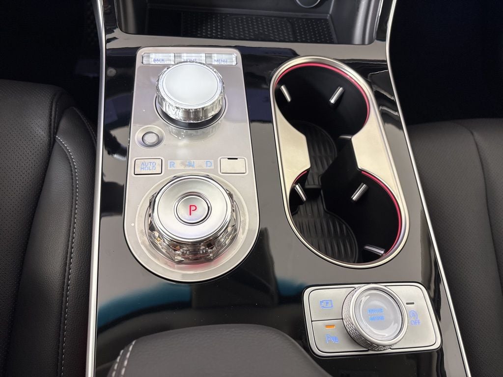 Thumbnail: 2026 Genesis GV80 - 28