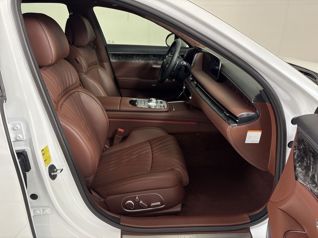 Thumbnail: 2026 Genesis G90 - 26