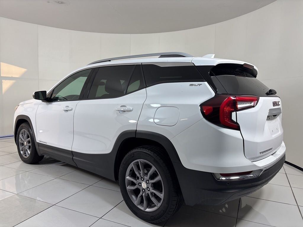 Used 2023 GMC Terrain SLT SUV