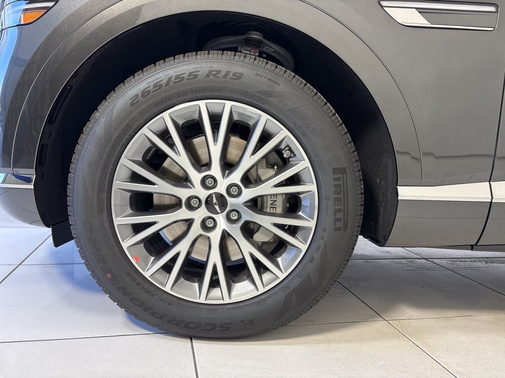 Thumbnail: 2026 Genesis GV80 - 9