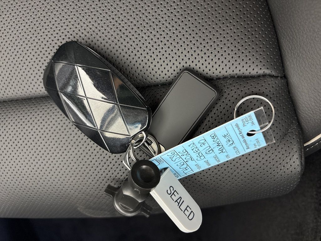 Thumbnail: 2026 Genesis GV70 - 31