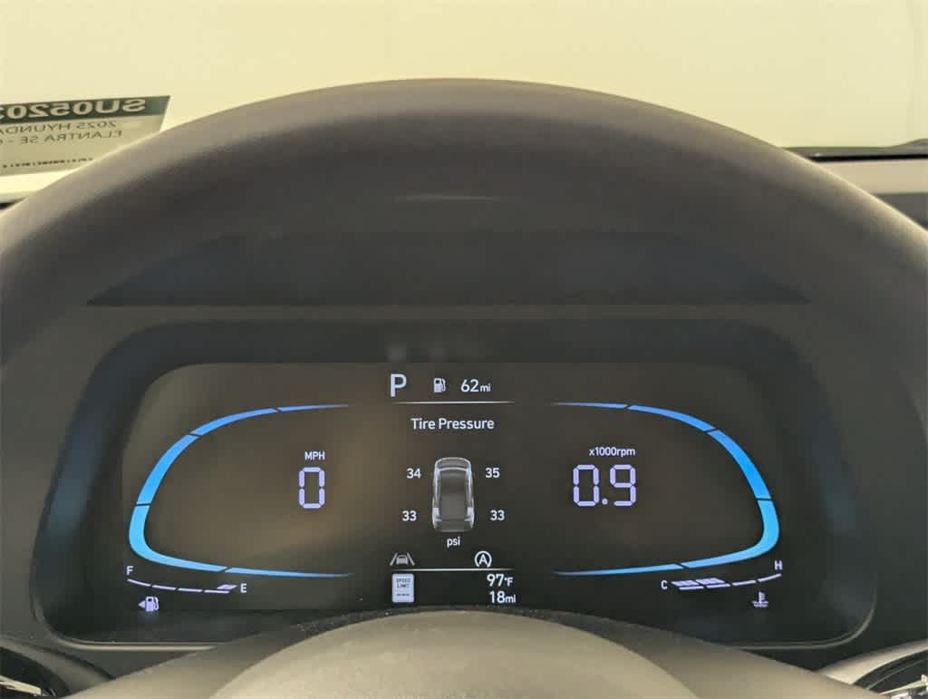 Thumbnail: 2025 Hyundai Elantra - 18