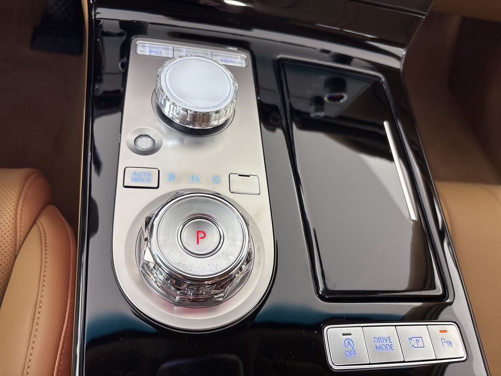 Thumbnail: 2026 Genesis G80 - 29