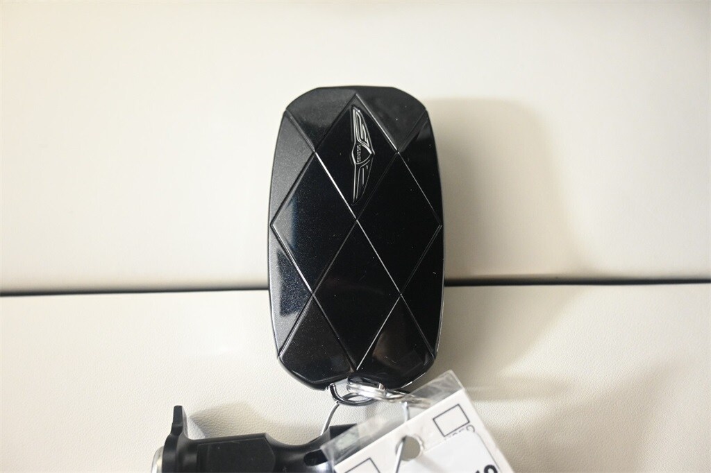 Thumbnail: 2025 Genesis GV80 - 26