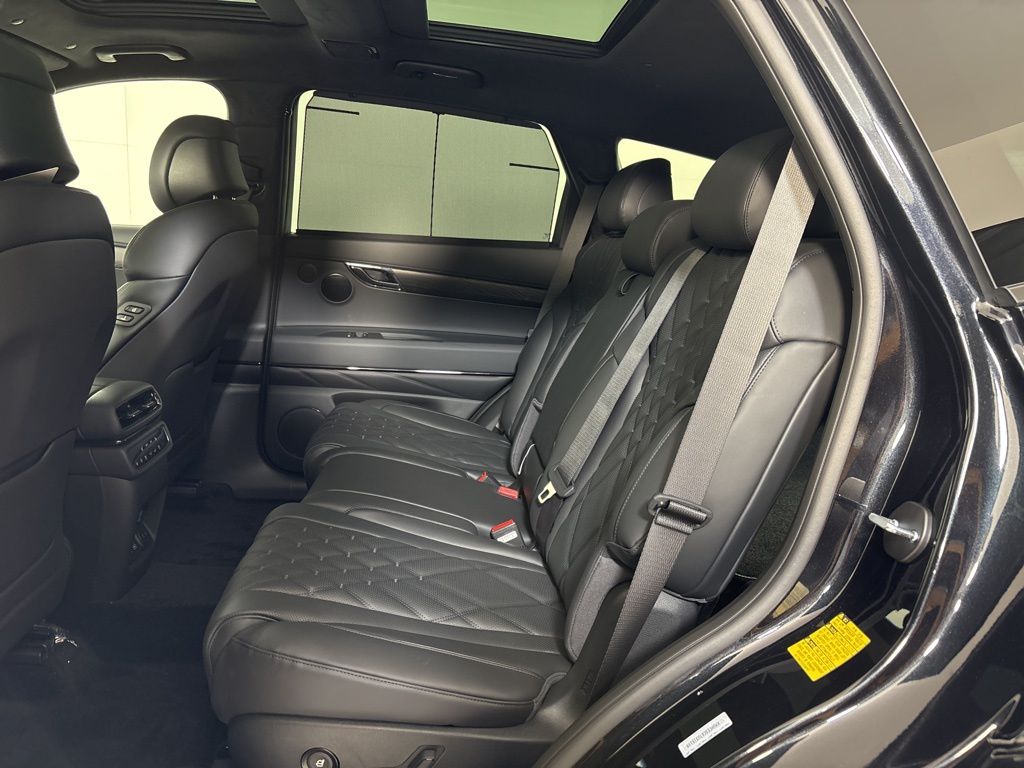 Thumbnail: 2026 Genesis GV80 - 18