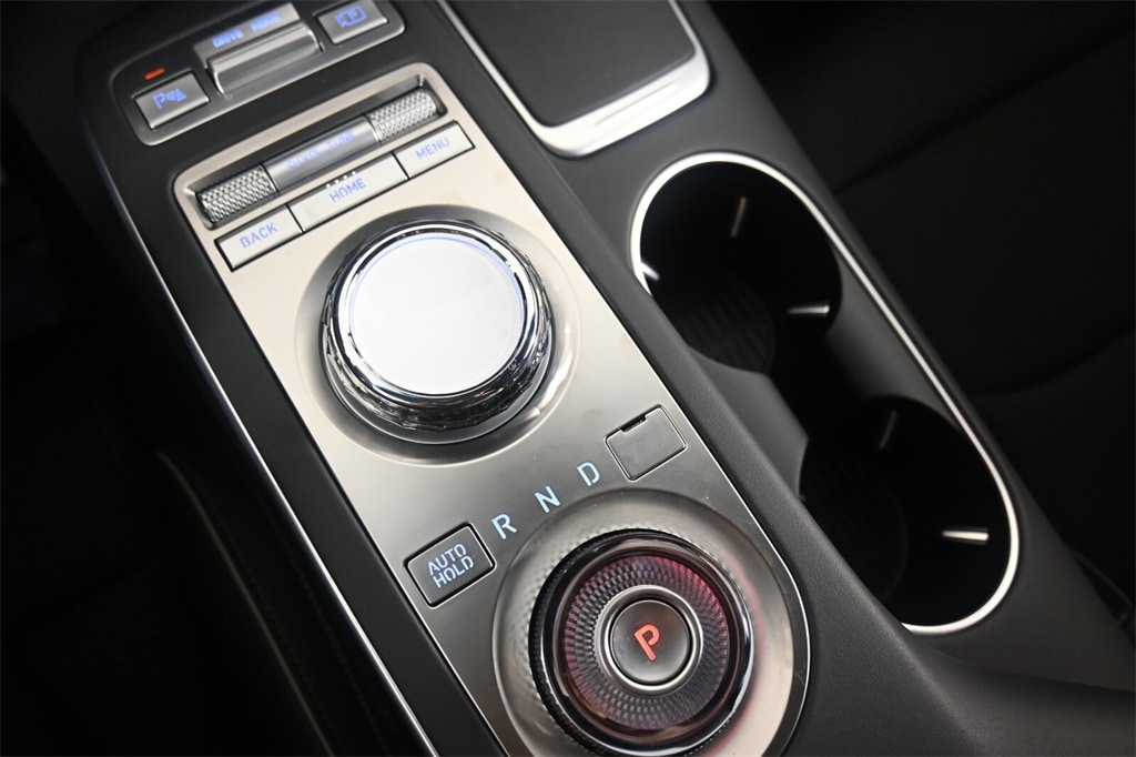 Thumbnail: 2025 Genesis GV70 - 20