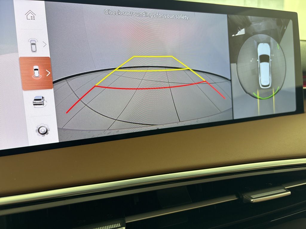 Thumbnail: 2026 Genesis GV70 - 27