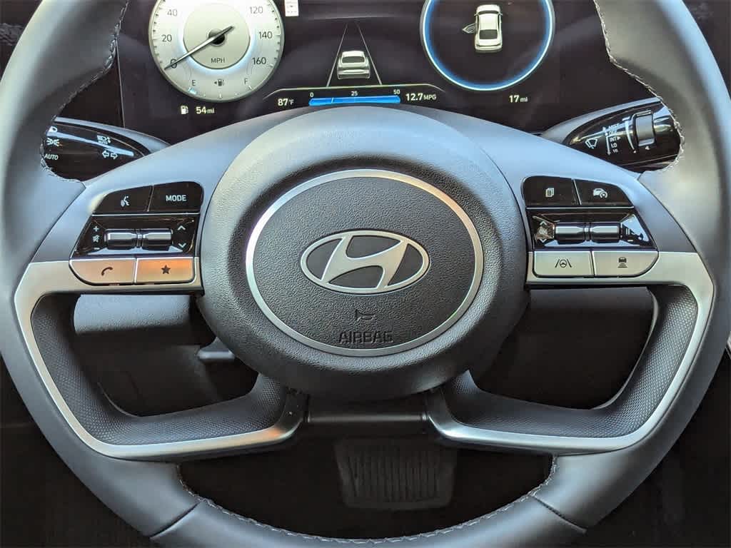 Thumbnail: 2025 Hyundai Elantra - 16