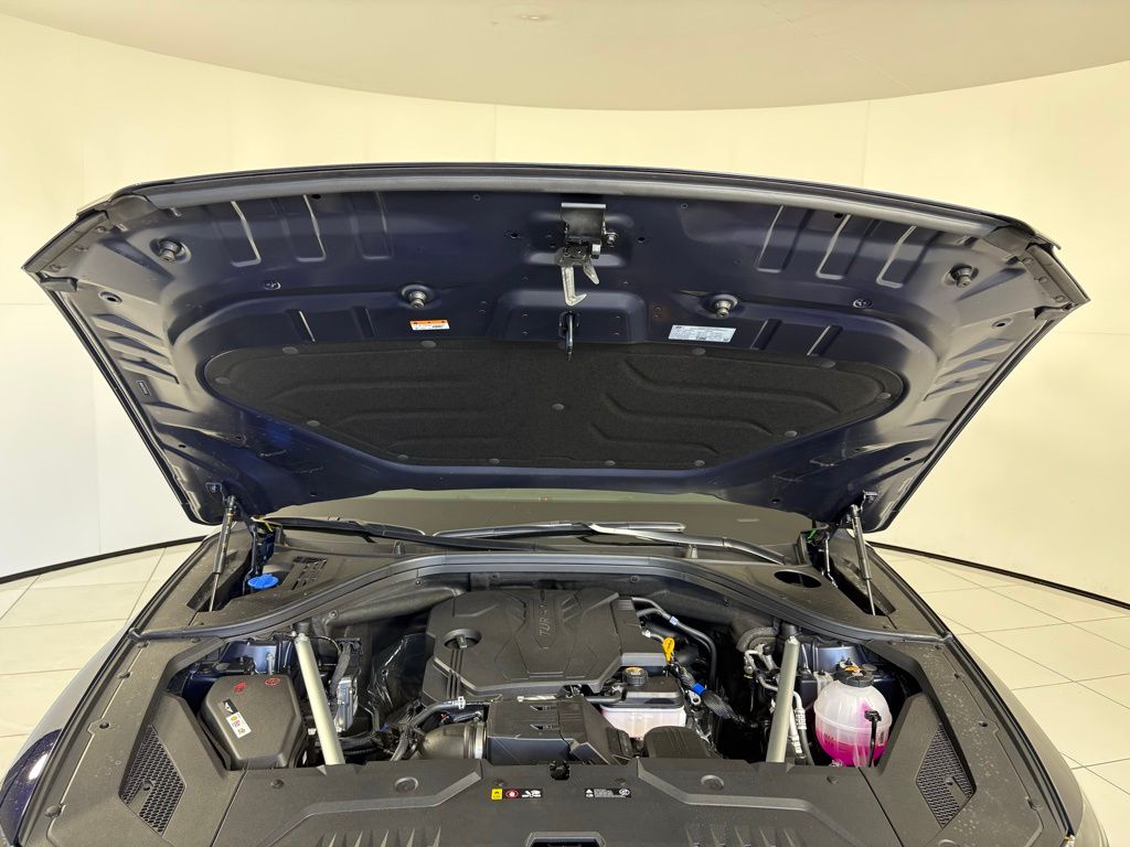 Thumbnail: 2026 Genesis GV70 - 11