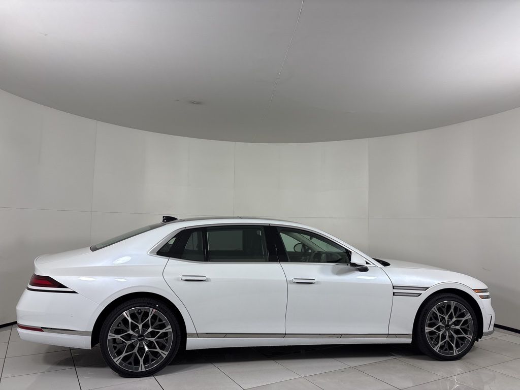 Thumbnail: 2026 Genesis G90 - 6