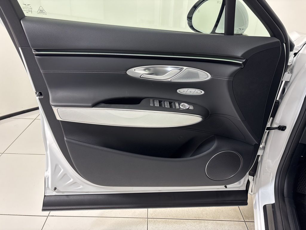 Thumbnail: 2026 Genesis GV70 - 16