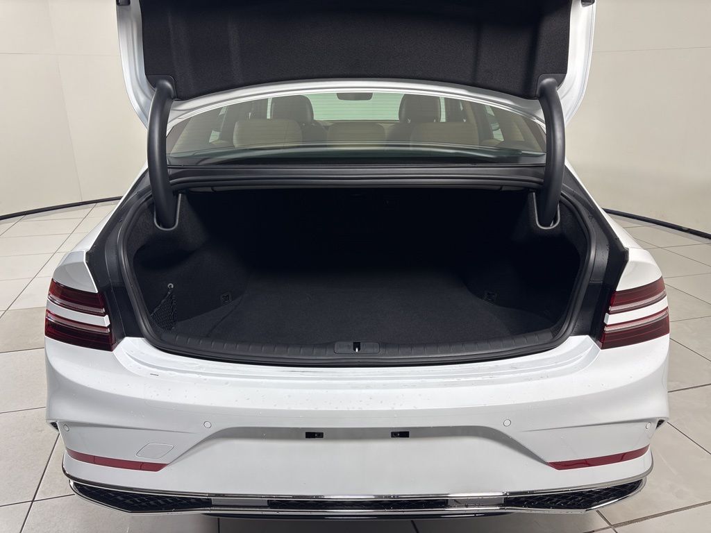 Thumbnail: 2026 Genesis G80 - 24