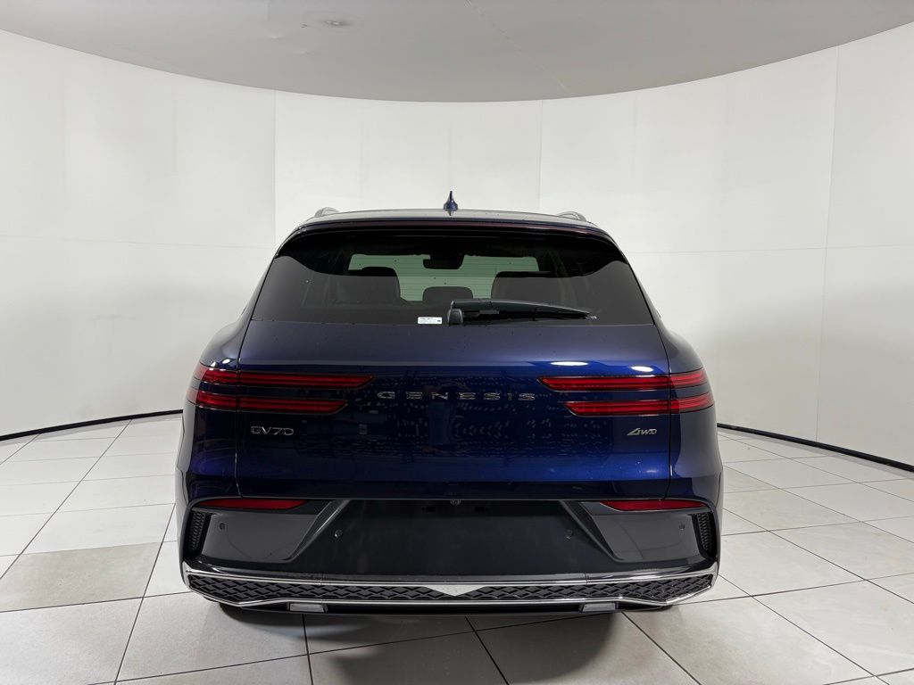 Thumbnail: 2026 Genesis GV70 - 4