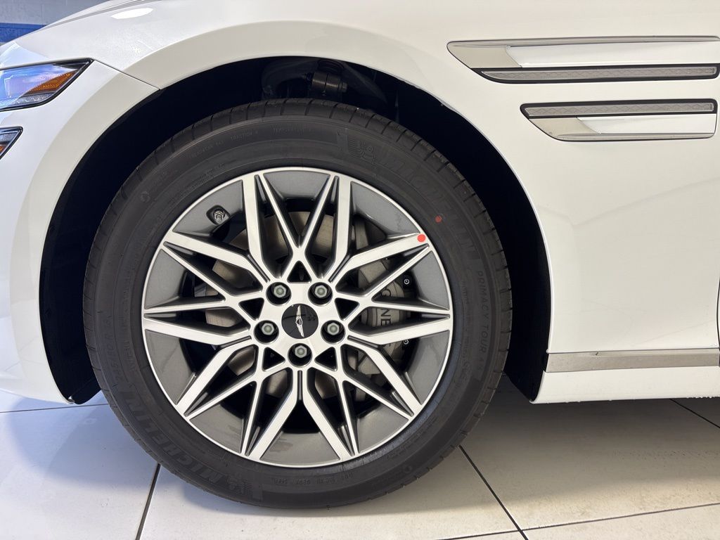 Thumbnail: 2026 Genesis G80 - 9