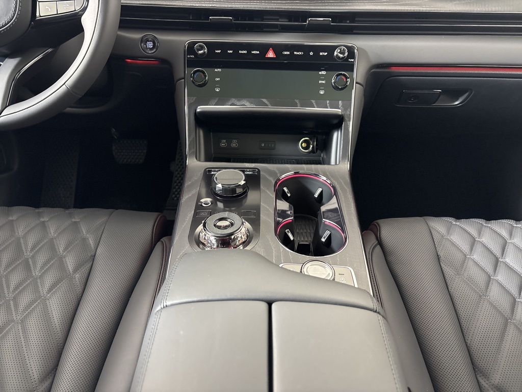 Thumbnail: 2026 Genesis GV80 - 22