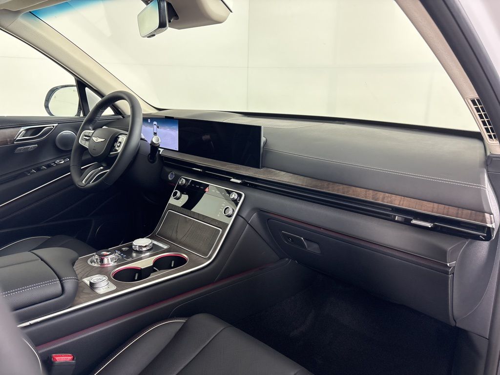 Thumbnail: 2026 Genesis GV80 - 13