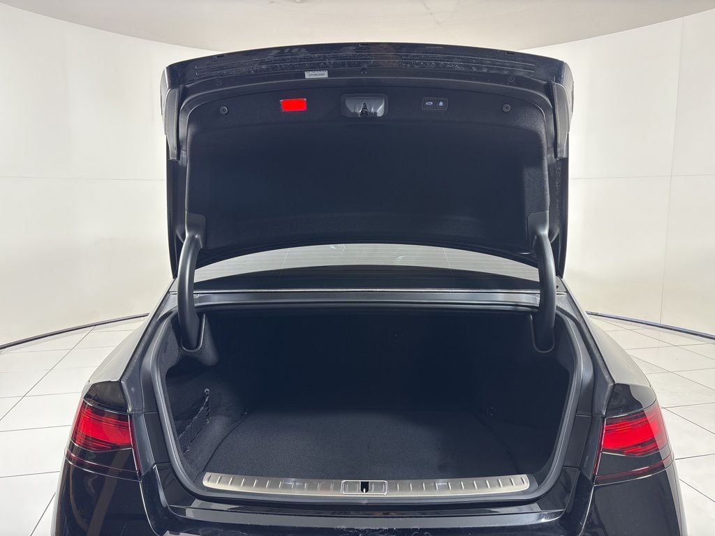 Thumbnail: 2026 Genesis G90 - 28