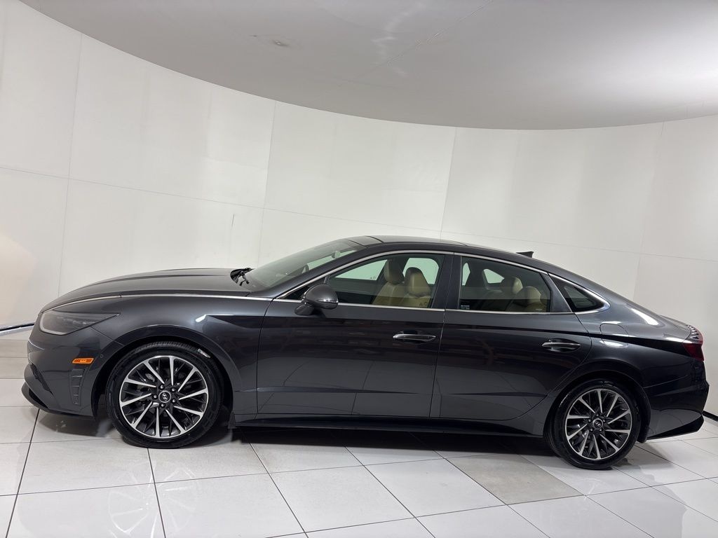 Used 2021 Hyundai Sonata Limited Sedan