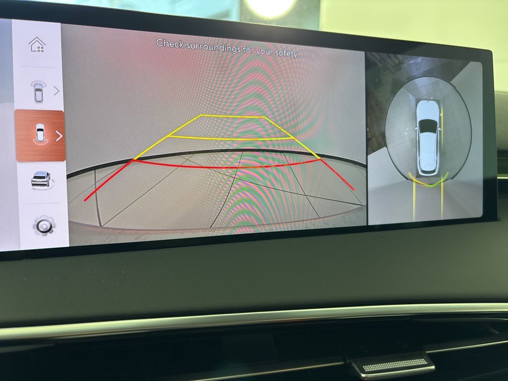 Thumbnail: 2026 Genesis GV70 - 29