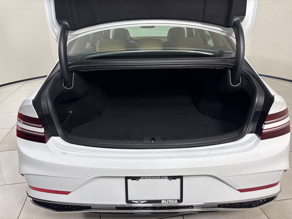 Thumbnail: 2026 Genesis G80 - 24