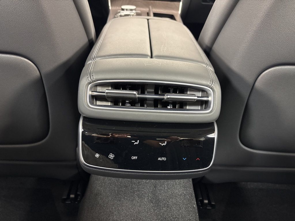 2026 GENESIS G80 Advanced - Photo 26