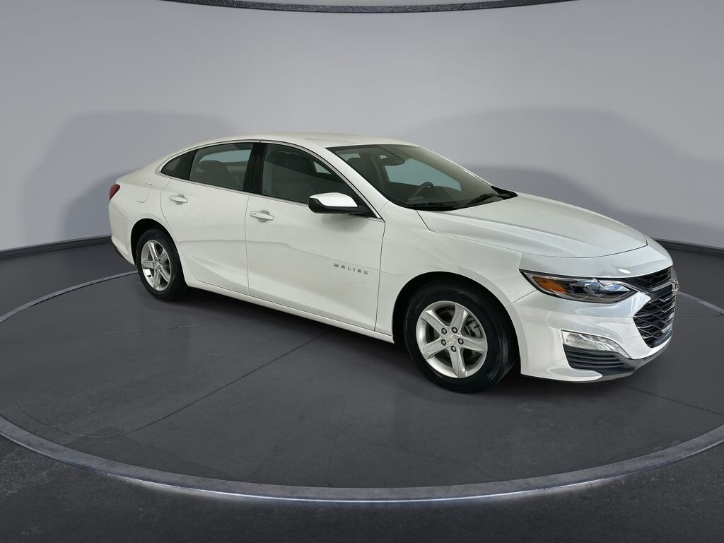 Used 2024 Chevrolet Malibu 1LT Sedan
