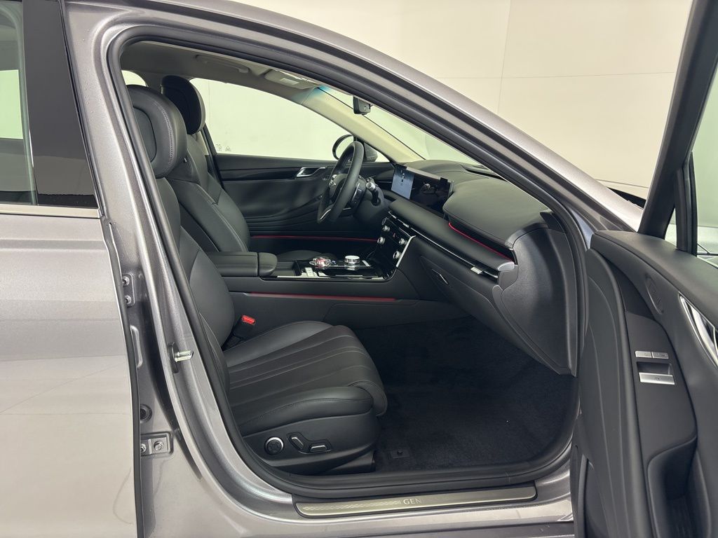 Thumbnail: 2026 Genesis G80 - 12