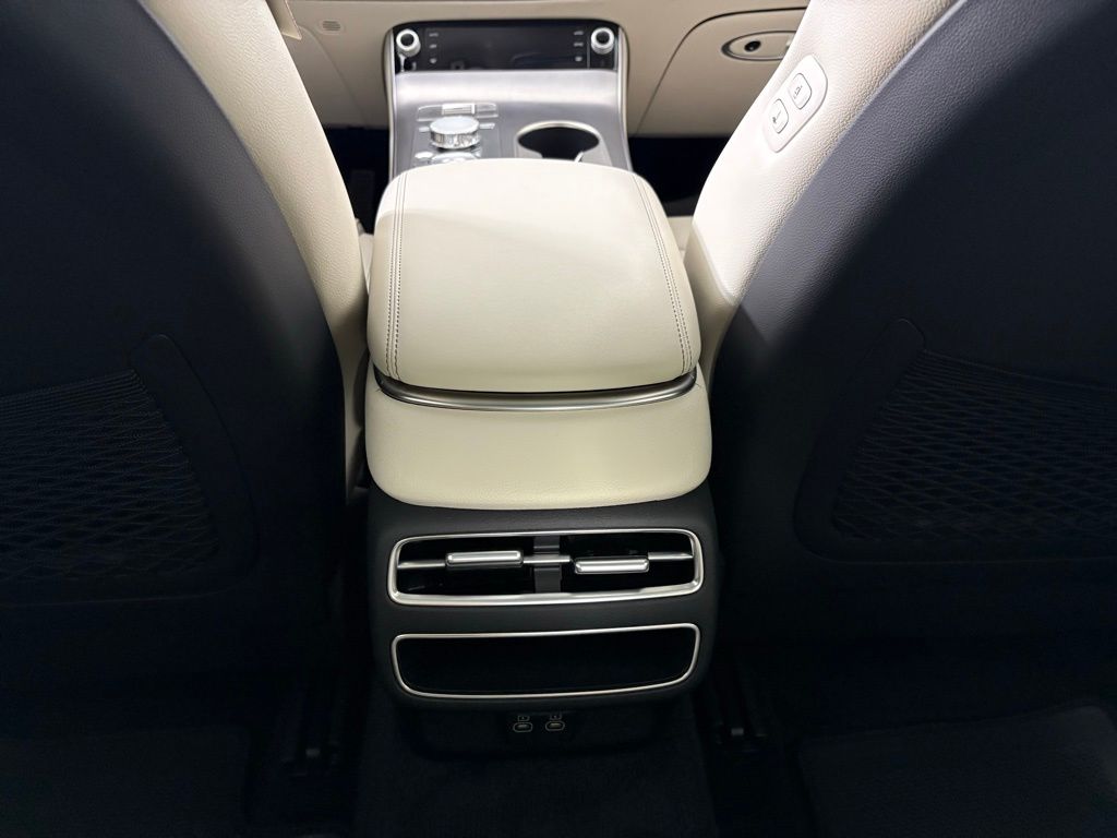 Thumbnail: 2026 Genesis GV70 - 28