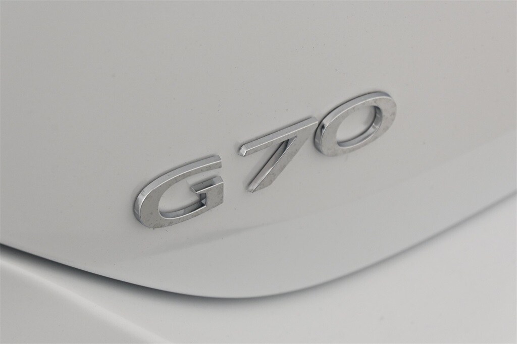Thumbnail: 2025 Genesis G70 - 8