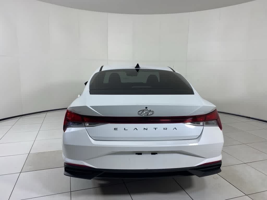 Used 2021 Hyundai Elantra SEL Sedan