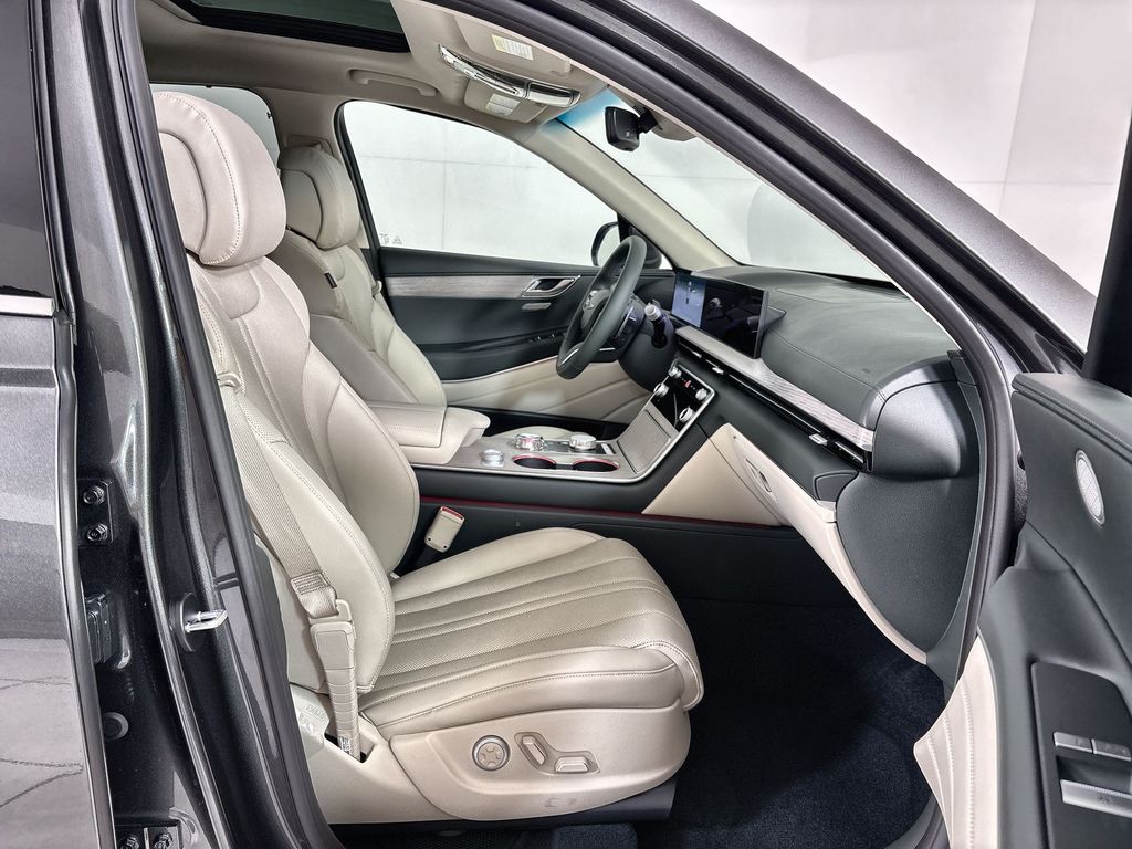 Thumbnail: 2026 Genesis GV80 - 26