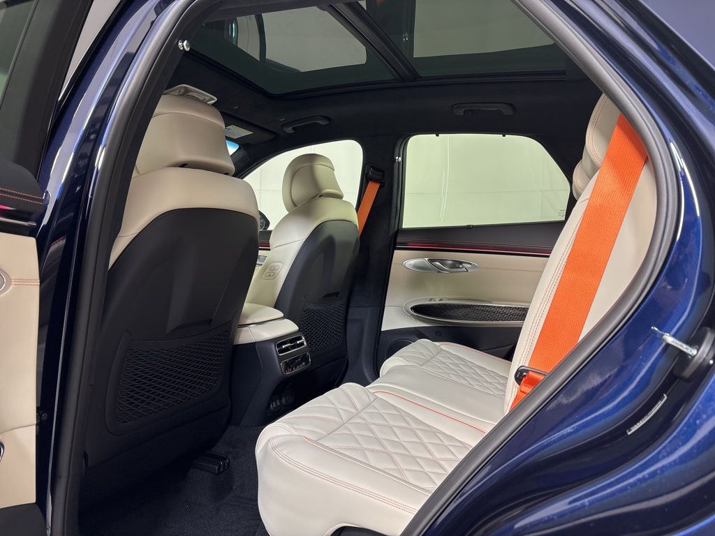 2026 GENESIS GV70 Sport Prestige - Photo 16