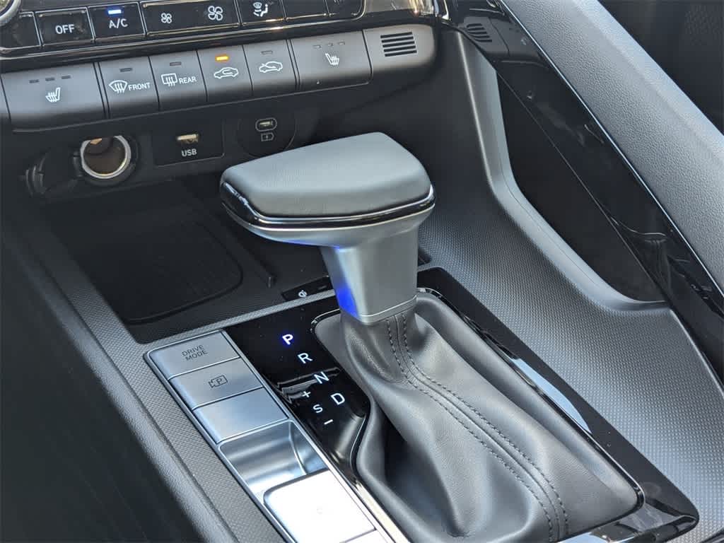 Thumbnail: 2025 Hyundai Elantra - 21